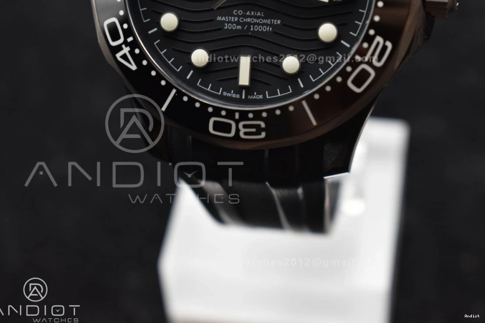 Black VSF Rubber on Diver Dial Black Edition Strap Seamaster 300M A8806 Best PVD 0102